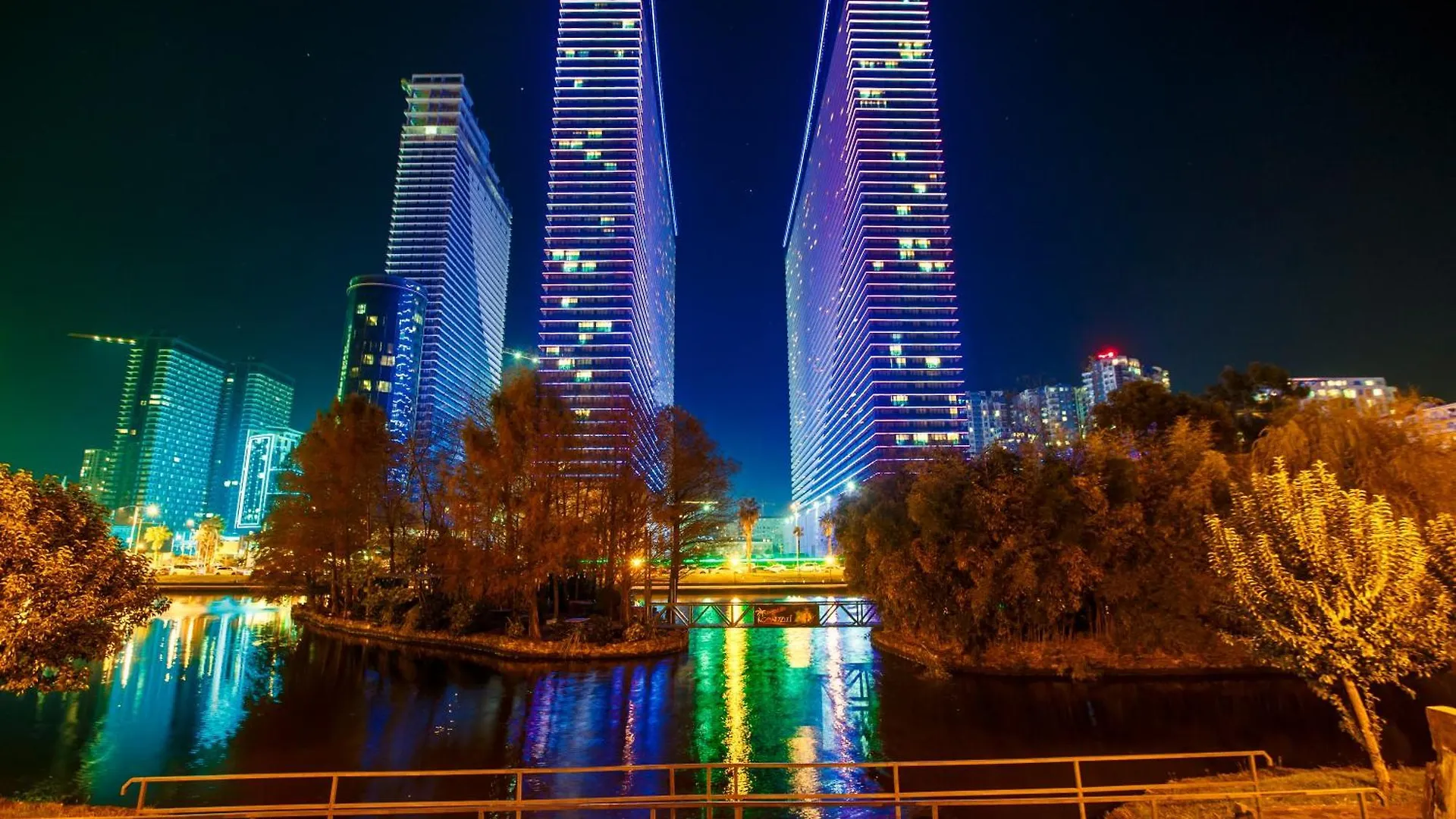 Luxury Apartments In City Center Batumi