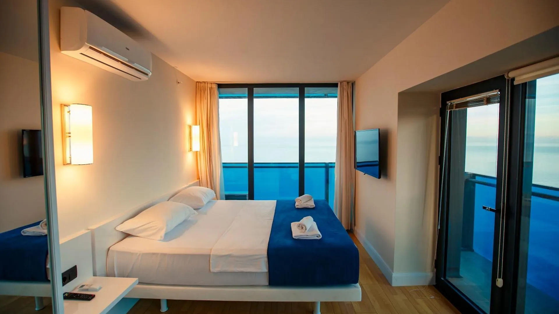 Luxury Apartments In City Center Batumi